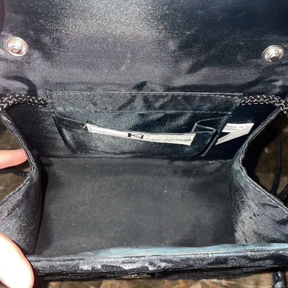 Mini velvet bag - Picture 4 of 7